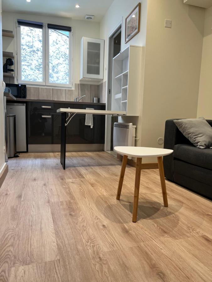 Studio Neuf Entierement Equipe Et Bien Situe. Apartment Paris Bagian luar foto